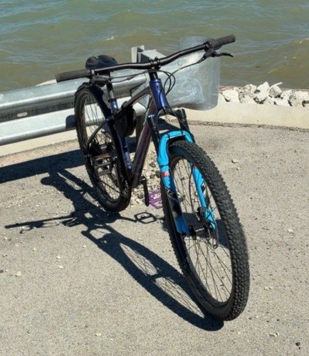 Trek marlin 29in mountain - m,