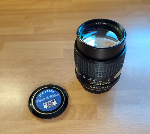 Tokina rmc 135mm 8 - 135mm, f2.8