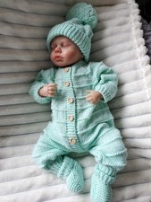 Hand Knitted Newborn/reborn