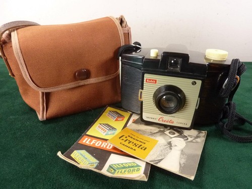 Vintage bakelite kodak cresta - vintage,