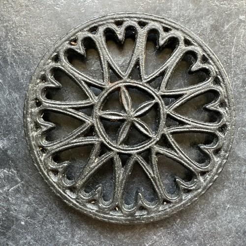Vintage black cast iron heart - vintage,