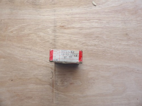 Suzuki 350 crank seals - crank,