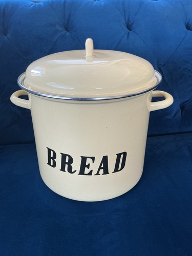 Vintage retro cream and black - retro,