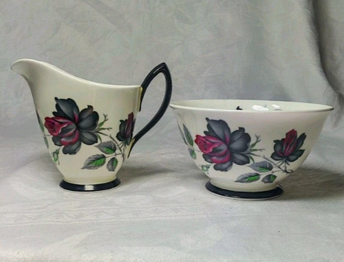 Royal albert masquerade - royal, cream
