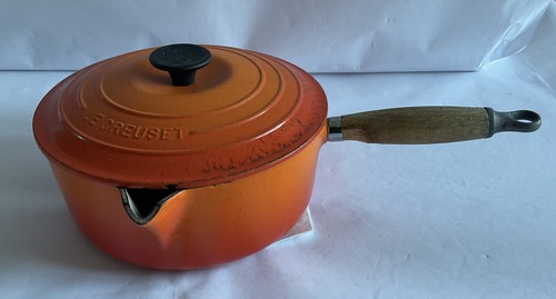 Creuset volcanic orange - le,