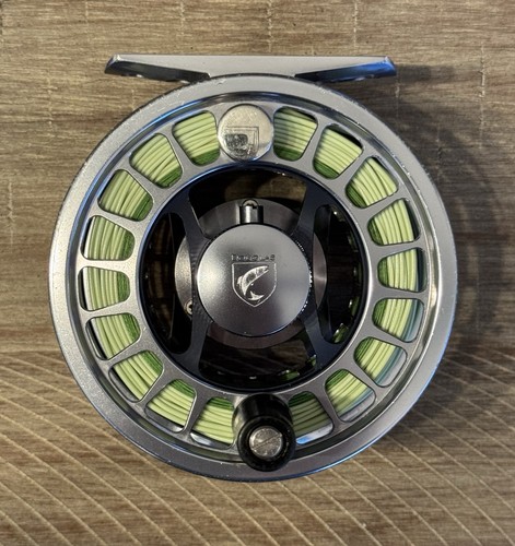 Douglas nexus fly reel - 5/6, wt