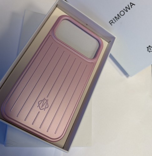 Rimowa pink aluminium look - pink,