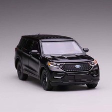 596 1:64 Black 2020 Explorer
