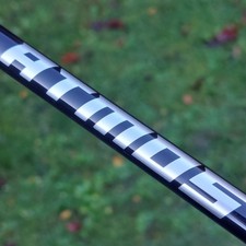 Fujikura Atmos Blue Regular Flex Driver Shaft 55g with Taylormade Adaptor.