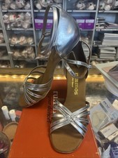 New In Box, Rummos Latin