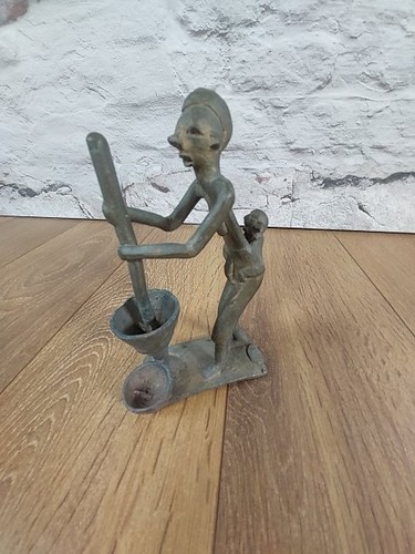Bronze style figurine woman - bronze-style,