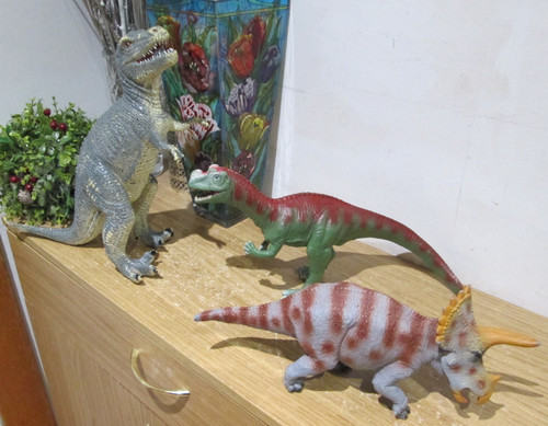 Large aaa elc dinosaur toy - large,
