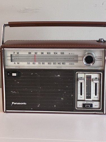 Vintage 1970 panasonic am - fm,