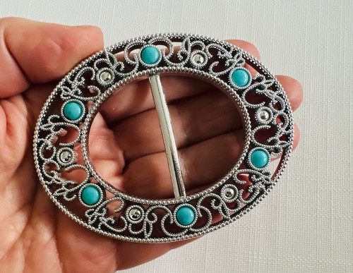 Large vintage belt buckle - large,