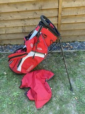 US KIDS 57 TOUR SERIES GOLF STAND BAG WITH RAIN HOOD. FREE UK POST