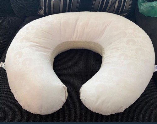 Boppy nursing pillow - nursing, white