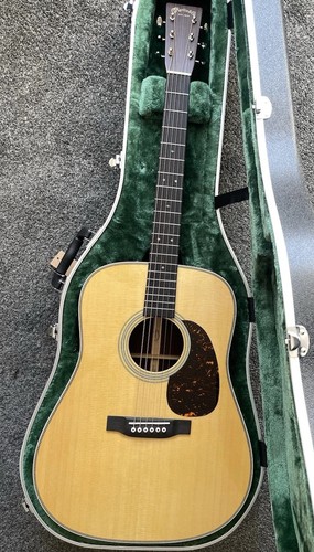 Martin hd28 guitar - martin, weeks
