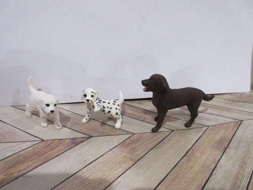 Schleich dog figures - 3,