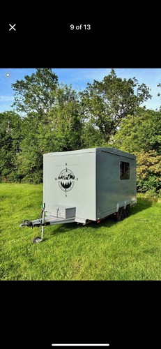 Off grid camper with fixed - off,