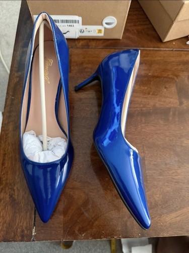 Royal blue patent - pointed, toe