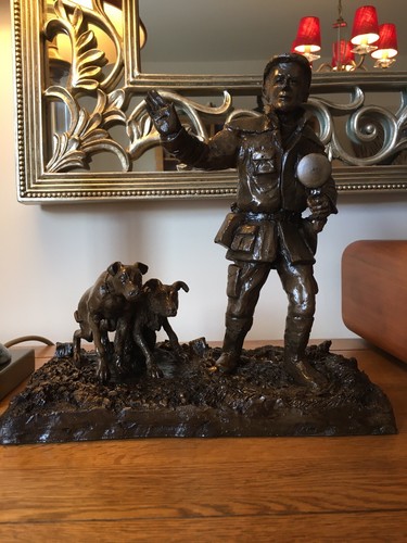 Lamping hunting figurine - lamping,