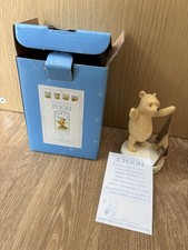 Classic pooh figurine - classic,