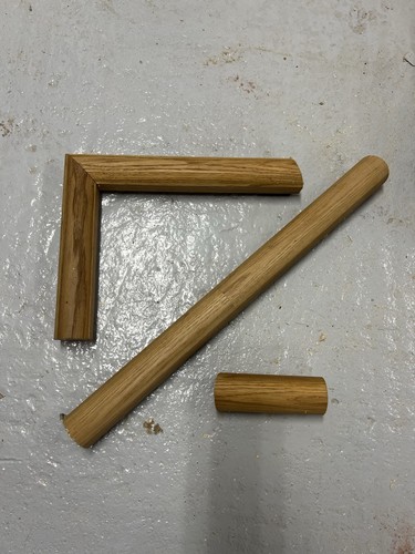 Howdens oak handrail - oak,