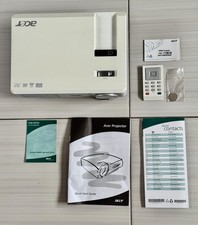 Acer Projector H5360 home