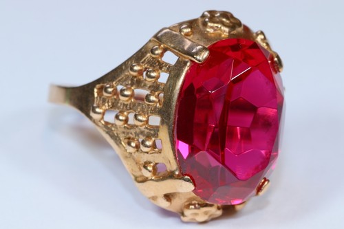 8ct synthetic oval - ruby, in