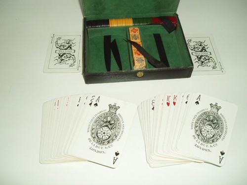 Vintage hide case with - case, poker