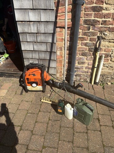 Parker back pack leaf blower - back,