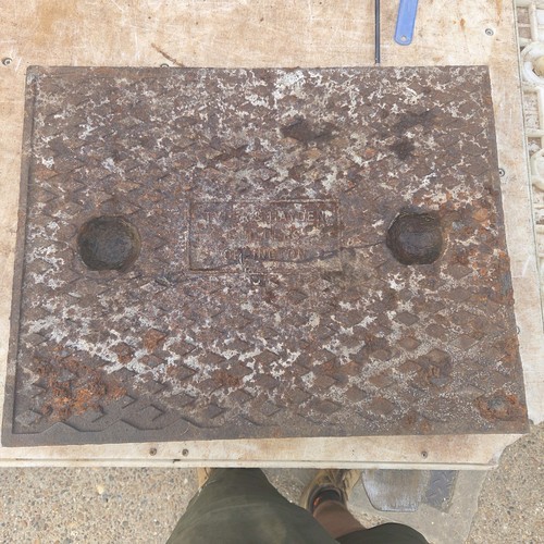 Cast iron manhole cover - cast,