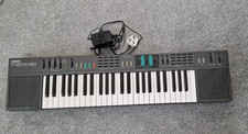 Vintage Yamaha PSR-21 Keyboard