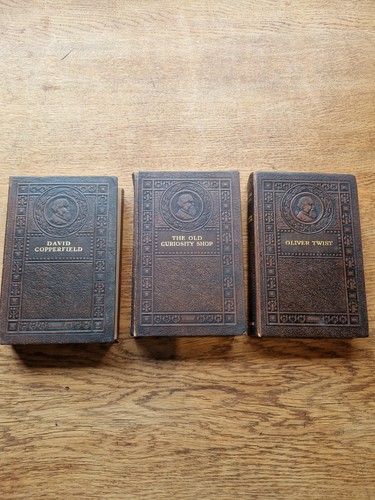 Charles dickens books - 3x,