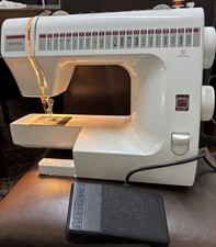 Toyota Sewing machine RS2000