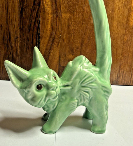 Rare green sylvac 1046 scaredy - rare,