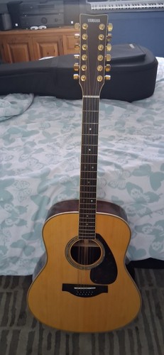 Yamaha acoustic guitar - acoustic,