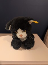 Steiff Black And White