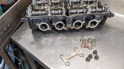Suzuki gsxr750 engine cylinder - suzuki,