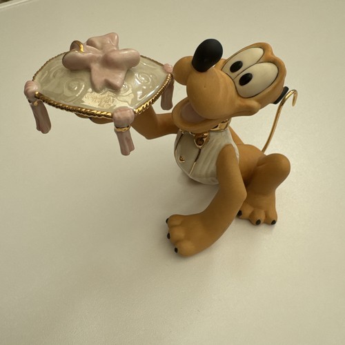 Disney showcase collection - disney,