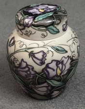 Collectible 2003 Moorcroft