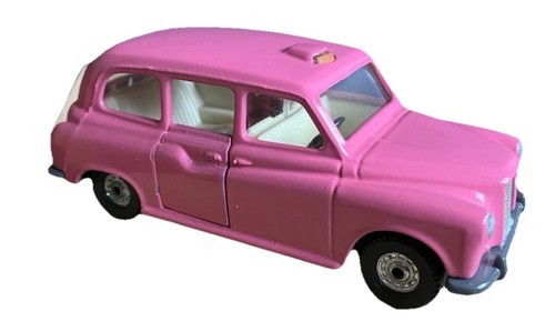 Corgi toys c425 austin fx4 - corgi,