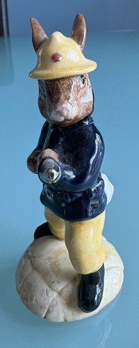Royal doulton fireman - royal,