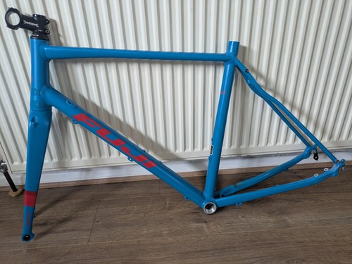 Fuji aluminium bike frame 56cm - fuji,