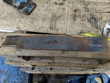 1 X ARIENS GRAVELY MOWER BLADE