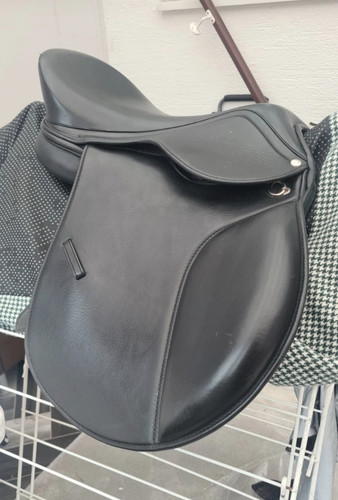 Easytrek treeless saddle - easytrek,
