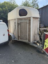 Cheval Horse Box Trailer