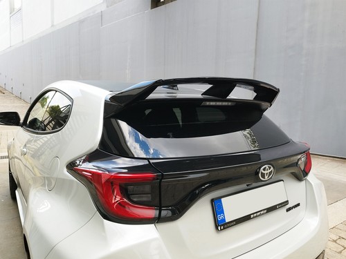 Rear roof spoiler - rear, for