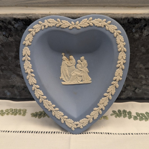 Wedgwood jasperware blue - wedgwood,