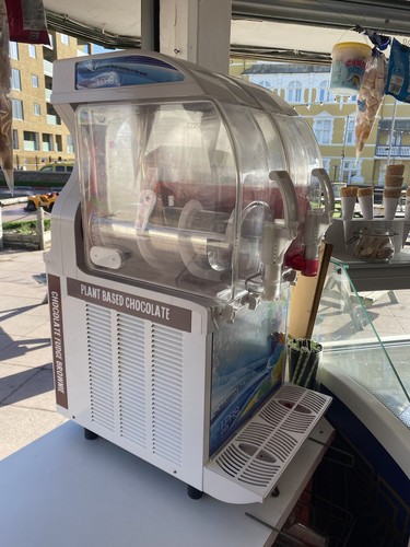 Double slush machine - machine,